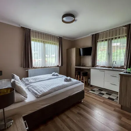 Nockalm Cottage Bad Kleinkirchheim Esterno foto